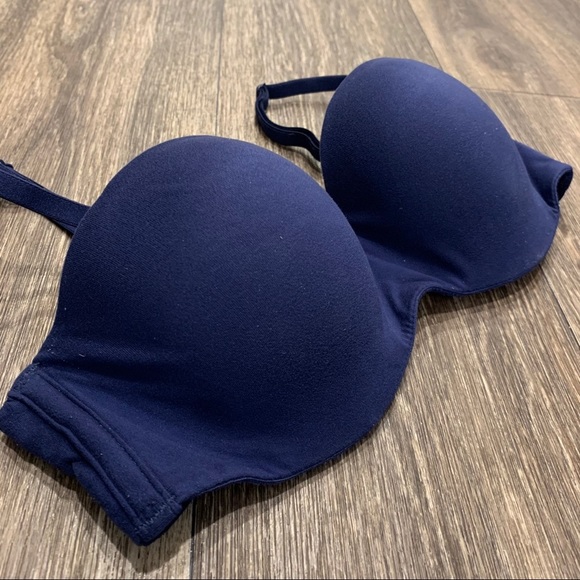 VICTORIA’S SECRET Lined Strapless Bra 32C - Picture 2 of 6